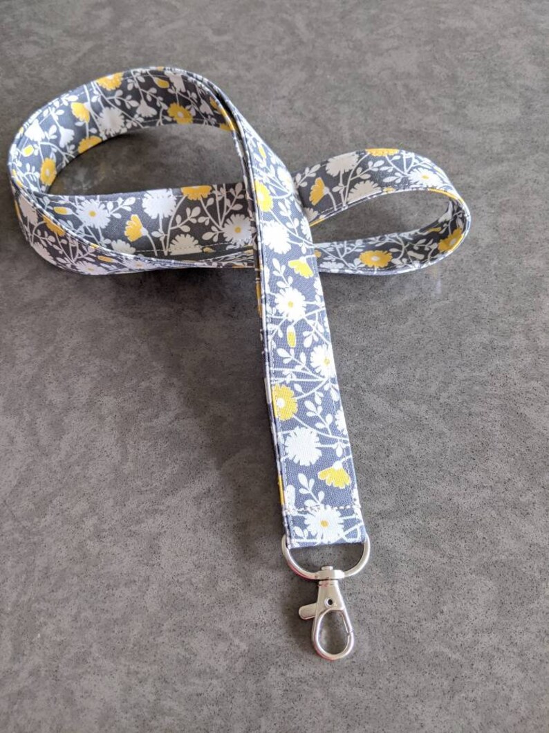 vets Perfect for nurses librarians ID card holder keychain teachers school students. Gray yellow floral 100/% cotton fabric Lanyard