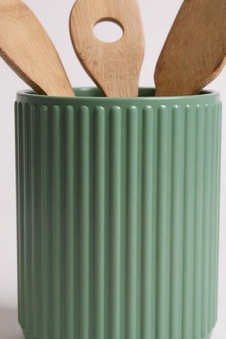 Ribbed Utensil Holder Crock: Modern Kitchen Counter Organizer — lifestyle view, 3D printed home decor made in Malta