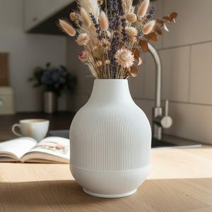 Modern Ribbed Vase, Minimalist Contemporary Home Decor, Decorative Flower Vase image 6