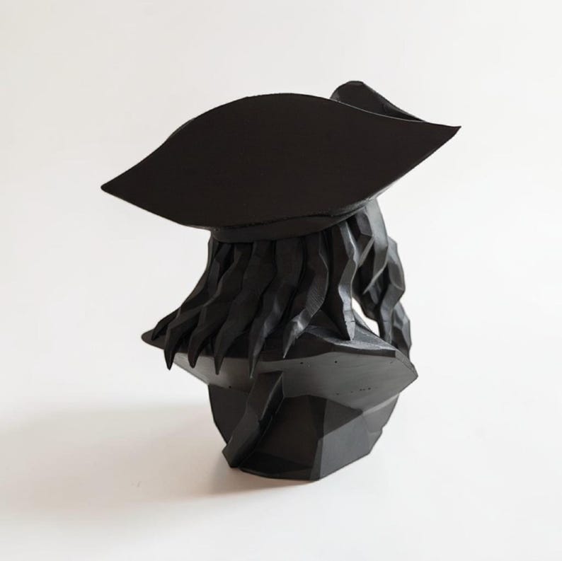 Low Poly Pirate Bust Sculpture, Geometric Caribbean Decor, Nautical Shelf Statue image 13