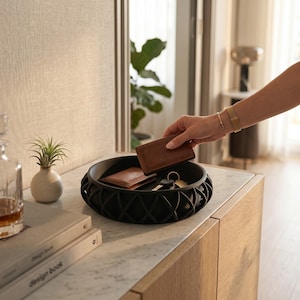 Basket-Style Key Tray, Modern Entryway Organizer for Keys and Wallet, Minimalist Hallway Storage Dish image 2