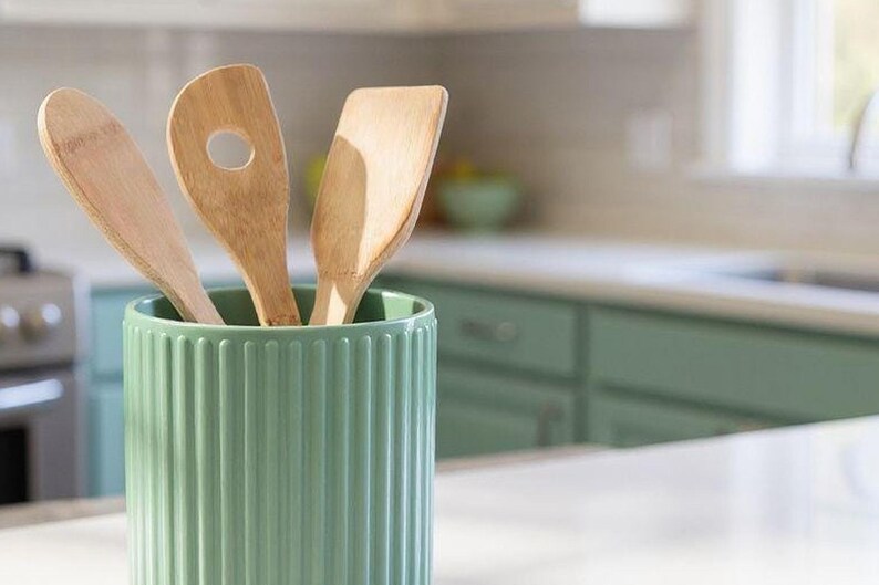 Ribbed Utensil Holder Crock: Modern Kitchen Counter Organizer — top view, 3D printed home decor made in Malta