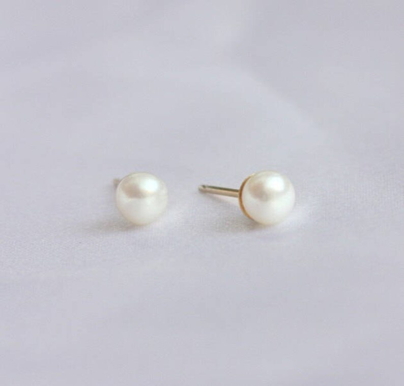 Pearl Stud Earrings Pearl and Gold Stud Earrings Freshwater Etsy