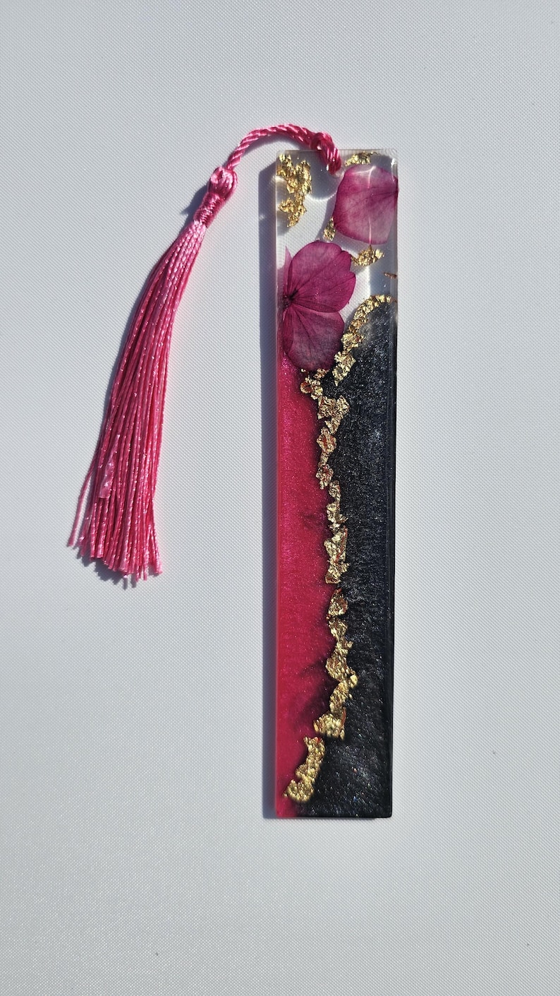 Handmade Resin Bookmarks, Dried Flowers, Gold Flakes, Tassel (gift for ...
