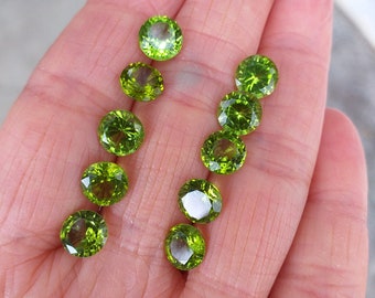 7.0mm Faceted Round AA Grade Natural Gemstone Peridot / 1 Piece  WHOLESALE PRICING