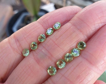 4mm Faceted Round AA Grade Natural Gemstone Peridot / 1 to 24 Pieces WHOLESALE PRICING