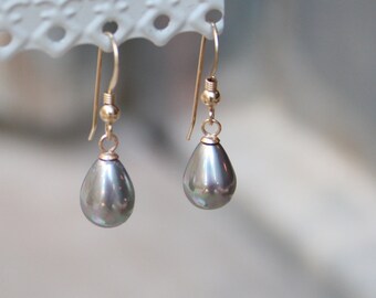 Grey pearl earrings, Silver drop pearl earrings, Classic earrings, Bridesmaid earrings, Dangle gold filled or silver earrings with pearl