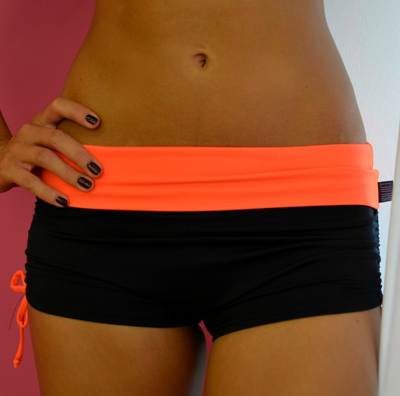 Shorts BLACK/orange image 1