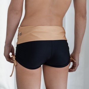 Shorts in BLACK/ecru image 2