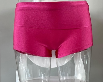 Shorts in PINK