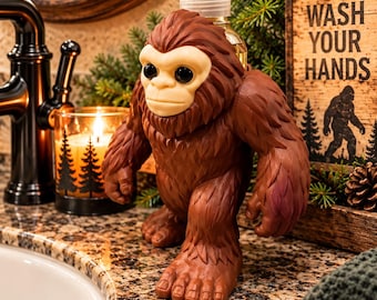 Distributeur de savon Bigfoot imprimé en 3D | Décoration de salle de bain Sasquatch, cadeau cryptide