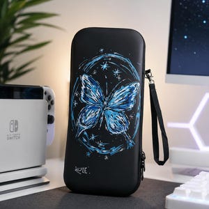 Pochette Switch Papillon Bleu Customisée Main Posca Housse Protection Unique Cadeau Gaming Nintendo