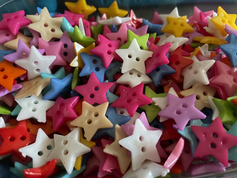 10 Large Assorted Acrylic Star Buttons, 3/4 Inch (B12) - Etsy
