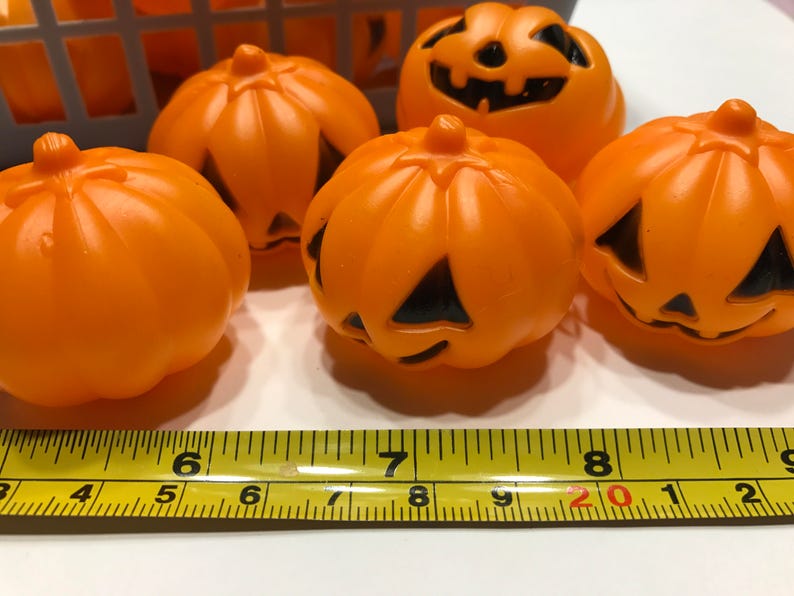 6 small plastic Pumpkins 45 mm HR72 Etsy