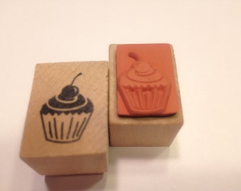 small cupcake stamp, 20 mm (BB4/15)