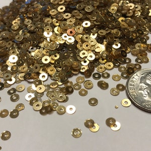 Tiny 3 mm gold color sequins (10)