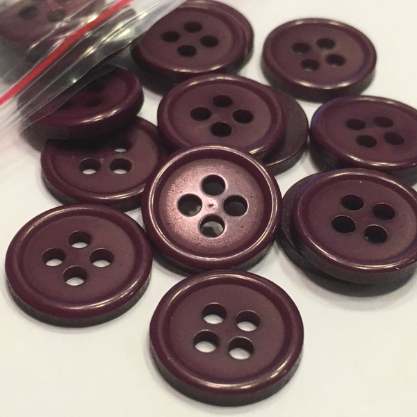 30 Dark grape / plum acrylic 4 hole buttons, 13 mm (B13)