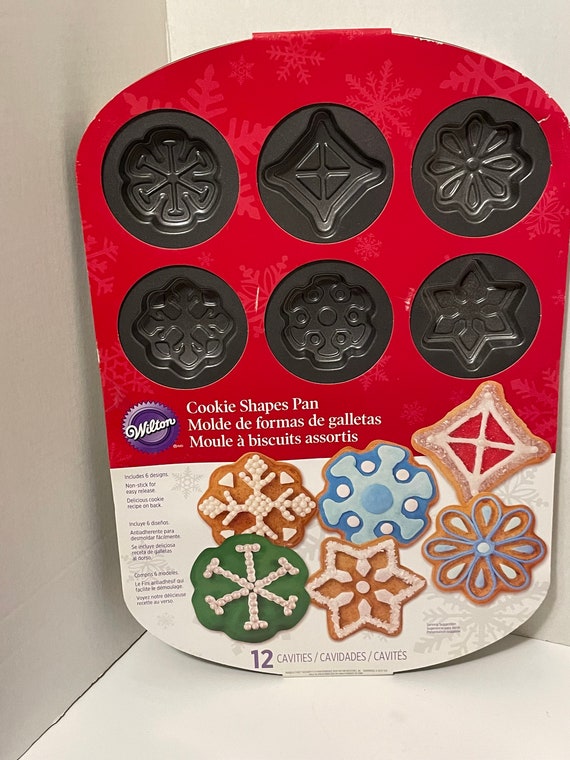 Christmas Cookie Pan, Make 12, About 2 1/2 Inch Cookies 
