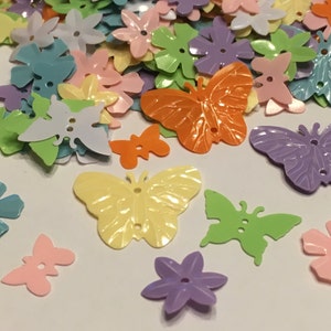 mix of plastic butterfly and flower sequins, 10 - 25 mm (27)
