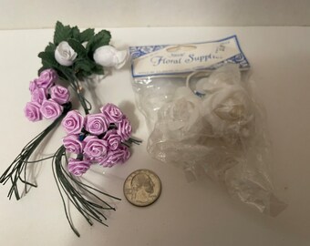 Mix of fabric Roses, pre-owned (MR77)