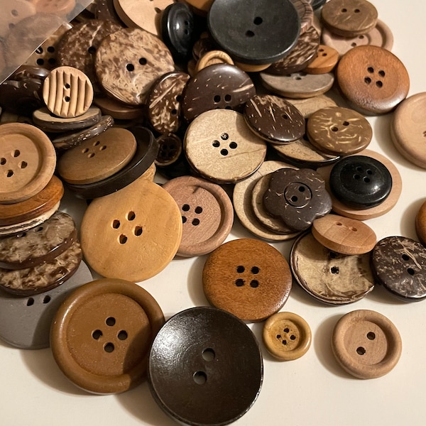 20 count assorted Wood Buttons, about 8-30 mm (B9)