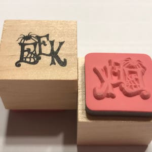small EEK with spider rubber stamp, 20 mm (BB1/4)