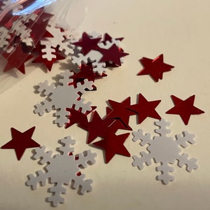 White Snowflake 15 mm and red stars 10 mm confetti mix (16)