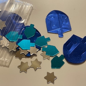 Assorted mix of Dreidel and silver star Confetti, 5-20 mm (23)