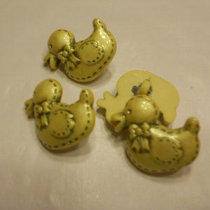 4 large duck buttons, 19 x 20 mm (7)