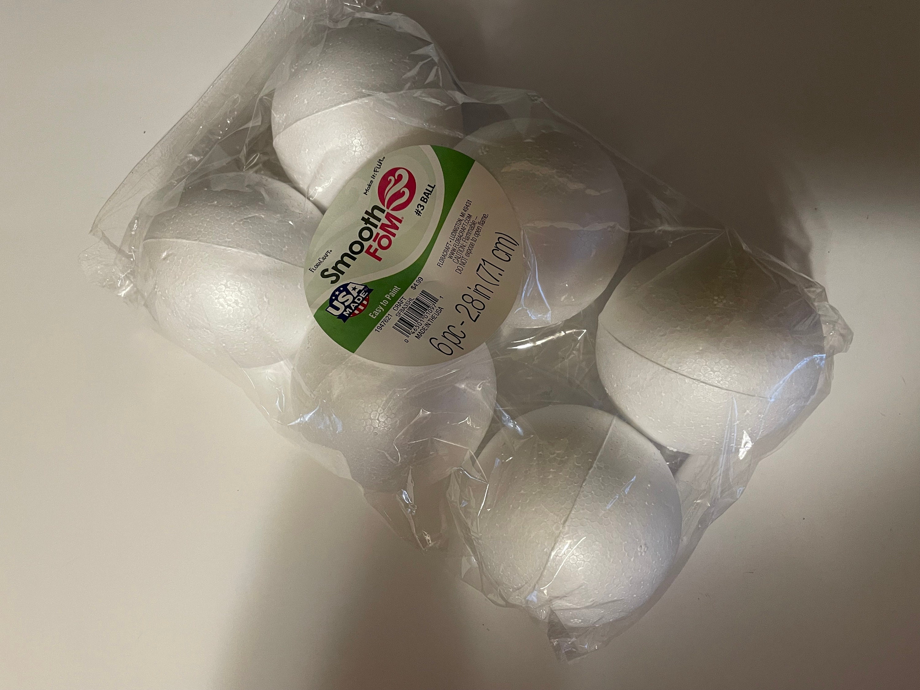 6 Styrofoam Balls, 2.8 Inch MRCL 