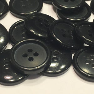 12 black acrylic buttons, 18 mm (B8)