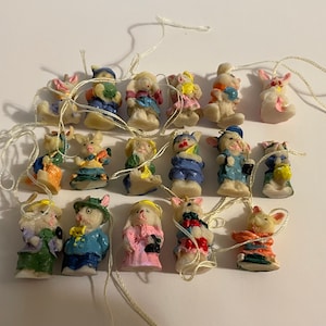 18 count Tiny resin Easter Ornament mix, about 1 inch tall (RR6)