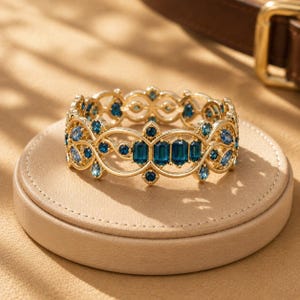 Anillo de zafiro azul verdoso, anillo de filigrana de oro art déco, alianza de aniversario con múltiples piedras preciosas, anillo llamativo de inspiración vintage.