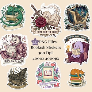 Peut inclure: Un ensemble de dix autocollants numériques illustrant des thèmes littéraires, incluant un dragon vert sur des livres, une épée avec une rose, un livre portail, un opossum qui lit, un fantôme dans un fauteuil, un papillon de nuit et un chat.