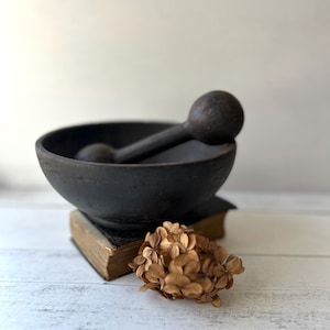 Antique Iron Mortar & Pestle