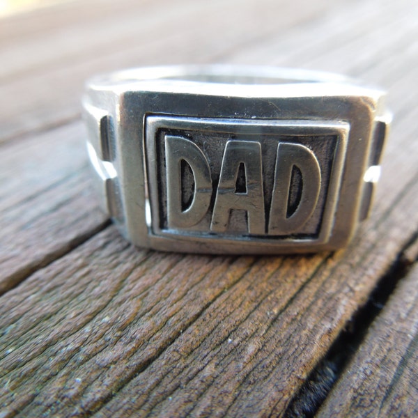 Vintage Silver Ring, Dad Ring, Swivel Type.  Unusual.  Size 10