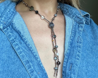 Bolo-Halskette mit Perlen – Weltraum-Motive | Handgefertigter Schmuck