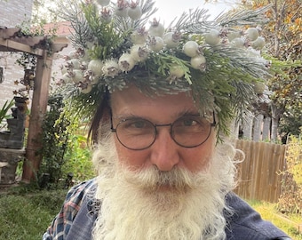 Winter frost bleak midwinter crown with silver crab apples Victorian Santa