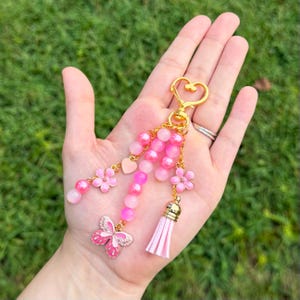 Pink Butterfly Keychain, Flower Bag Charm, Pink Pearl Glass Beads, Personalized Gift, BackPack Dangle
