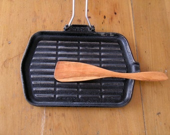 small spatula