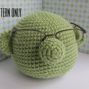 HOW TO - Crocheted Muppet Eyeglass Holder - Make