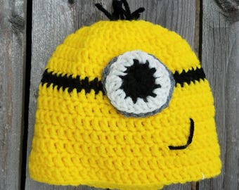 Minions crochet beanie hat, halloween- minion photo prop