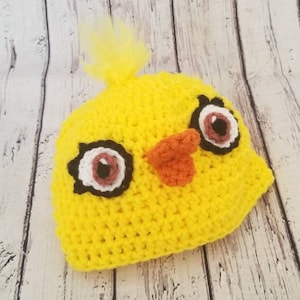 Toy Story 4 ducky character inspired crochet hat, Ducky hat, crochet baby photo prop image 1