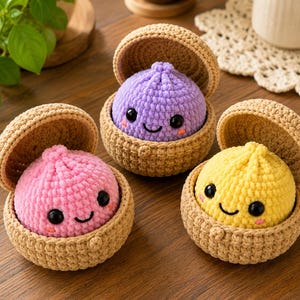 Patron PDF de peluche ravioli au crochet | Ravoli amigurumi dans un panier avec couvercle | Tutoriel de crochet kawaii facile | Coffret cadeau pour débutants