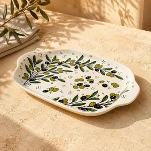 Palestinian Ceramic Serving Plate 24×34×7 cm – Handmade Kitchen Plate & Tableware Decor