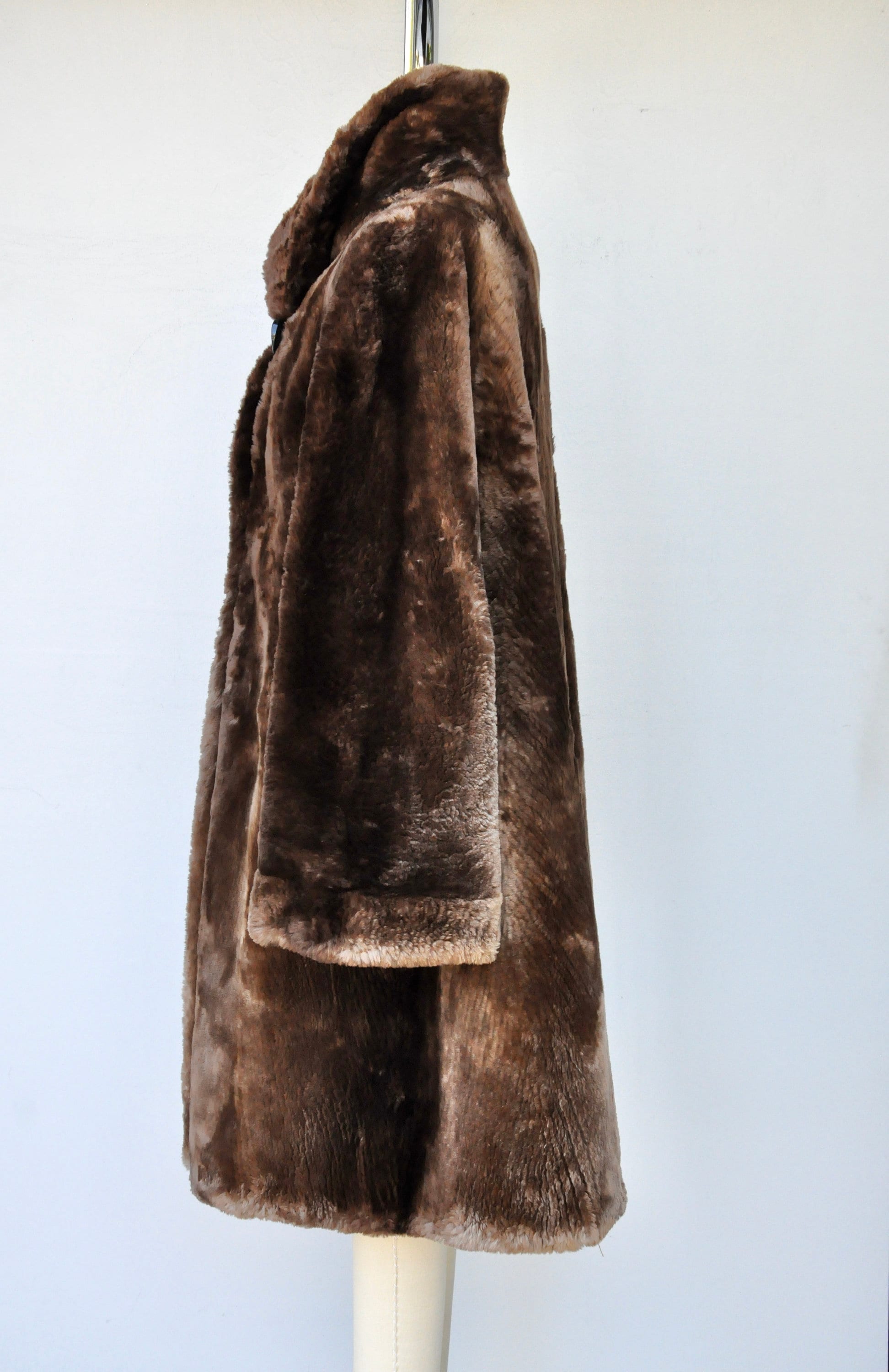 Vintage 40s 50s Mouton Coat Italian Coat Very Chunky Fur Wool