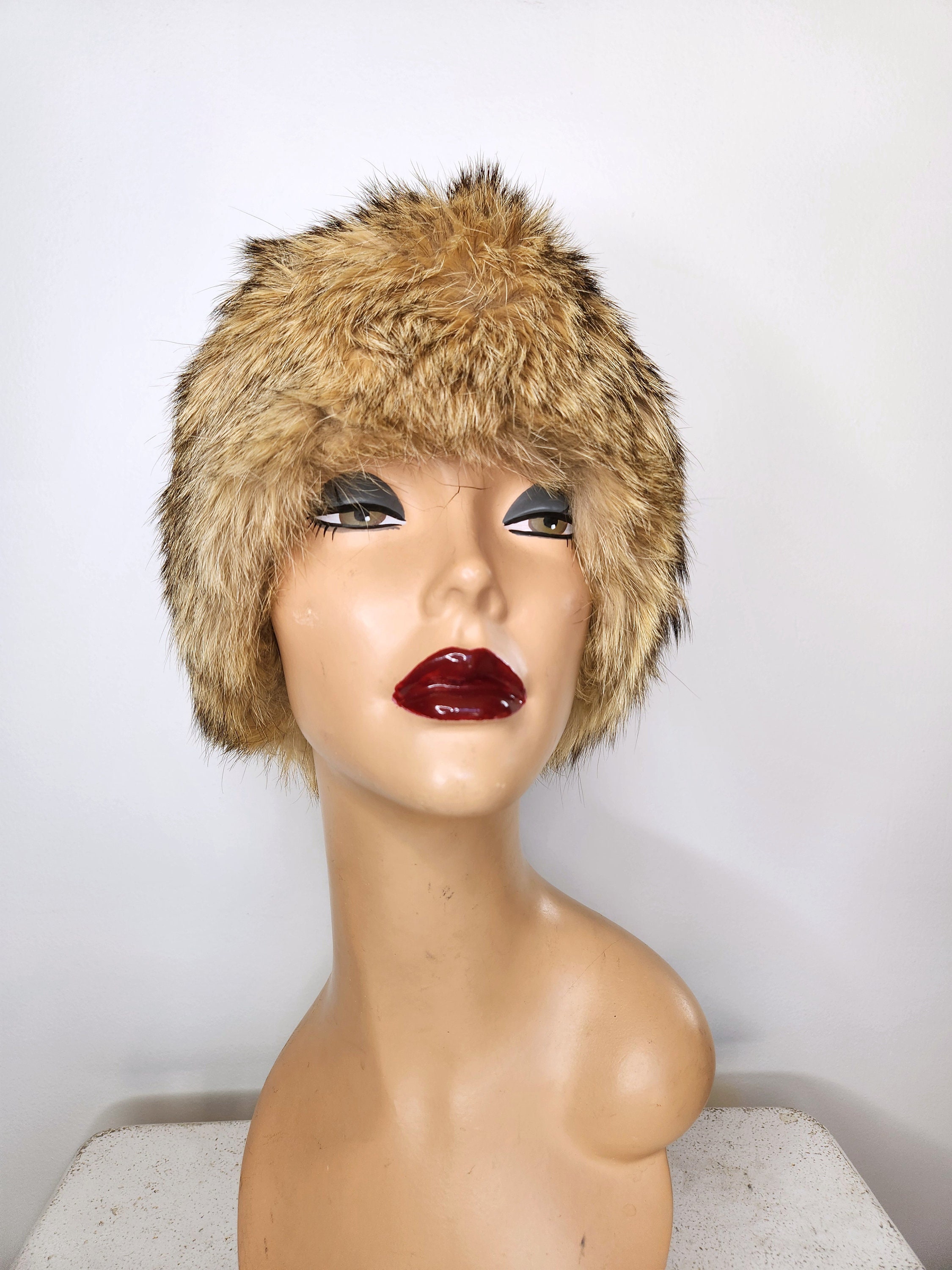 Arctic FOX Fur Hat - Vintage Fox Fur Hat - Chunky Fluffy  display picture 1