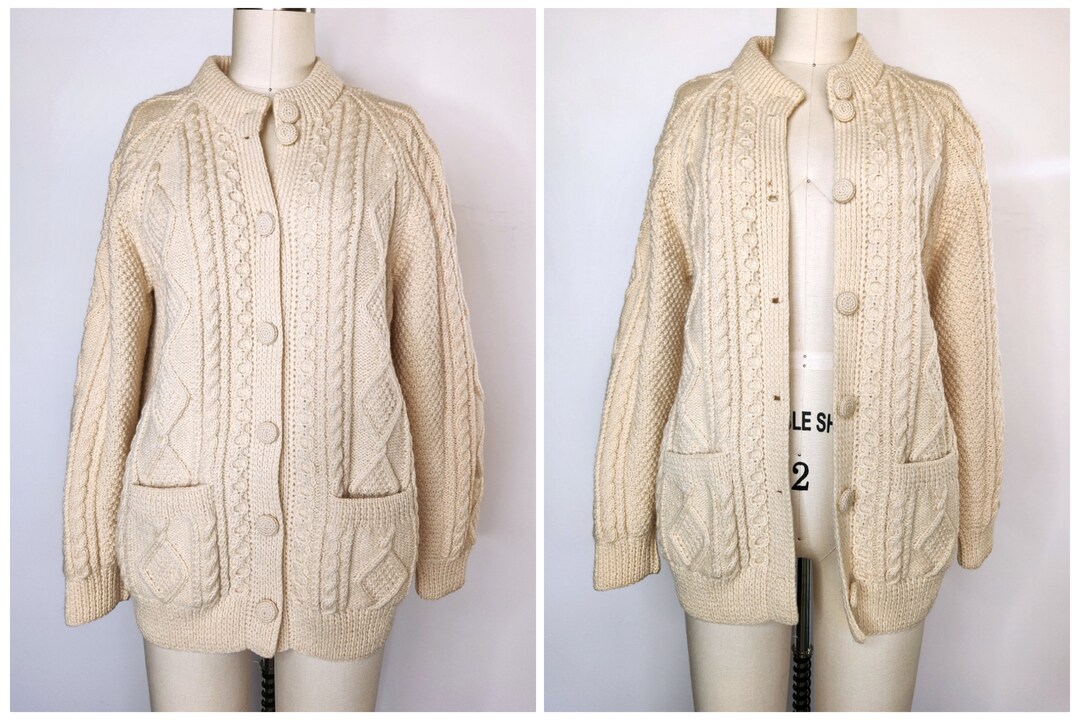 Vintage Pockets Tasseled Knitted Cardigan