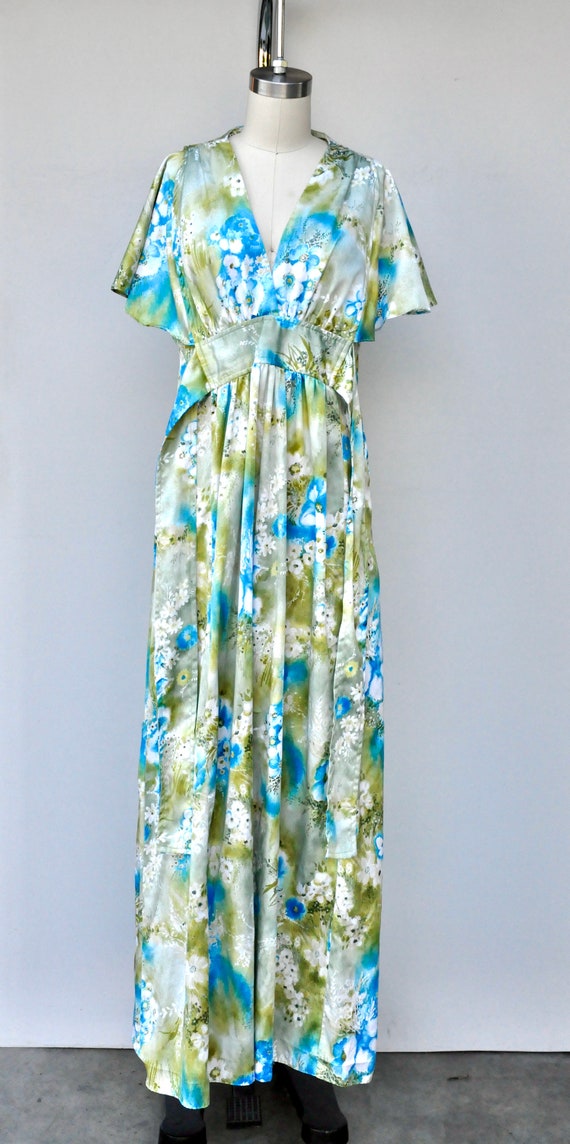 Vintage Hawaiian Floral Dress - Lilia Honolulu Dr… - image 8