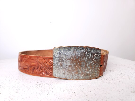 Vintage Tooled Floral Leather Belt - Brown Leathe… - image 7